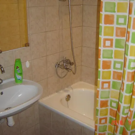 Lembitu Str, 2 Entire Bedrooms Next To Old Town Lejlighed Tallinn